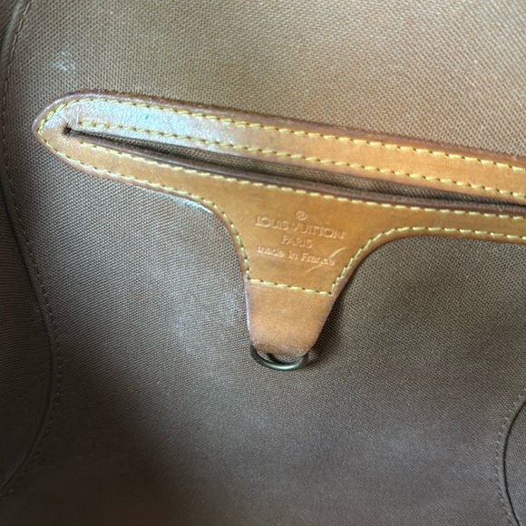 Louis Vuitton Ellipse Monogram Canvas PM - Picture 11 of 13